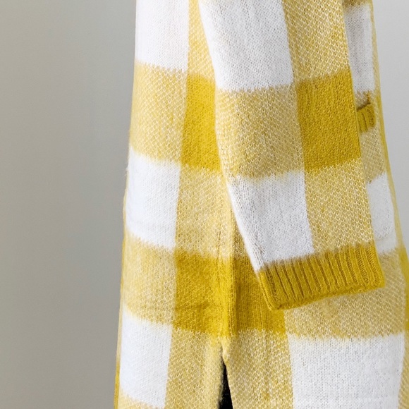 FUZZY BUFFALO PLAID LONG SWEATER CARDIGAN - WITH POCKETS - Picture 9 of 9